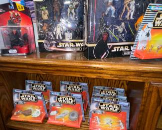 Star Wars figures, new in box
