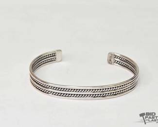 680 Handmade Sterling Silver Cuff, 12.90g