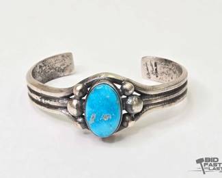 615 Handmade Native American Chimney Butte Sterling Silver Turquoise Cuff, 35.50g