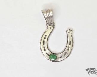 670 Handmade Natvie American Sterling Silver Horse Shoe Pendant with Turquoise, 11.72g