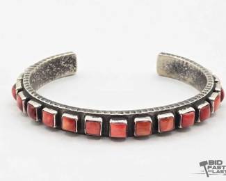 455 Handmade Native American Sterling Silver Chanel Set Spiney Oyster Cuff, 39g