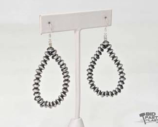 675 Handmade Sterling Silver Navajo Pearl Earrings, 9.00g