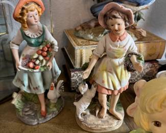 Ceramic Girls Vintage