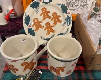 Hartstone Gingerbread dishware
