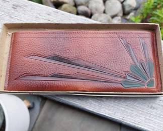 Wallet Outisde