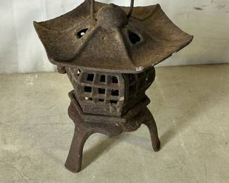 Asian themed candle holder