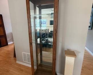 Lighted Display Curio Cabinet