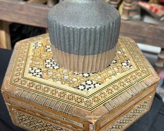 Ceramic vessel