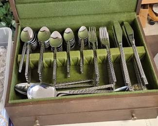 Utensils set