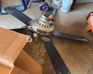 A ceiling fan