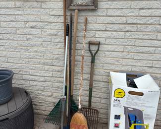 Lawn tools
