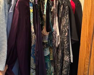 Ladies
Clothes