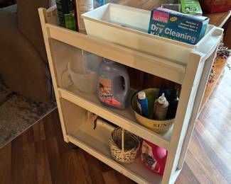 Laundry room, rolling stand
