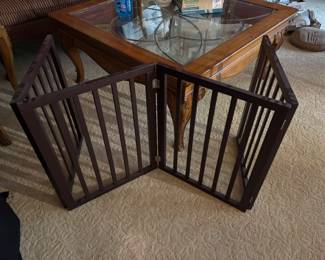 Wooden baby gate pet gate