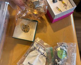 Nice vintage costume jewelry