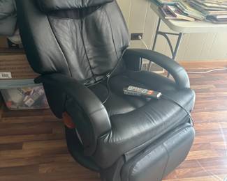 human touch massage chair ht 7120 Leather