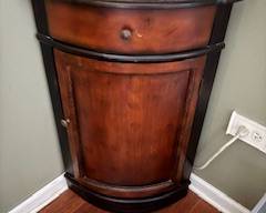 Small corner end table
