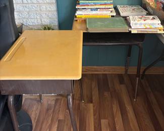 school desks elementary