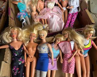 Vintage and newer, Barbie dolls