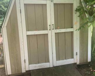 8ft x 10 ft shed with electrical wiring
