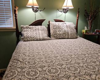 Queen size bed