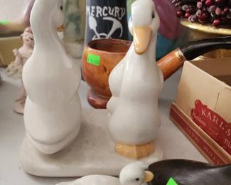 Sitting Peking Duck Pair Figurine Statue Sculpture White Ceramic Pottery