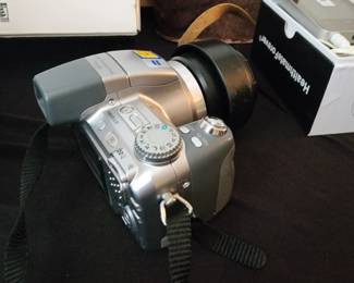 Sony Cyber-Shot DSC-H2