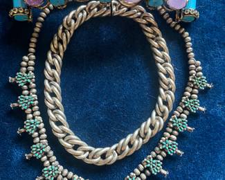 Spectacular costume jewelry, vintage Hermès necklace, Super unusual small  Zuni squash blossom necklace
