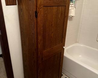 FURNITURE SMALL CABINET
