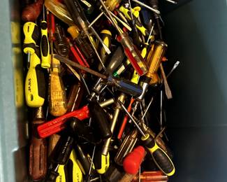 SCREWDRIVERS
