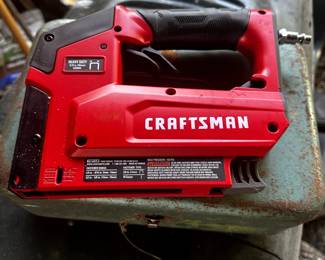 CRAFTSMAN STAPLE GUN