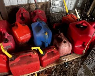 GAS CANS