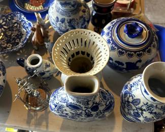 POTTERY DECOR