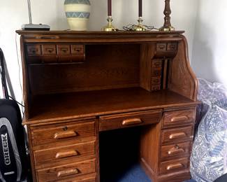 FURNITURE ROLL TOP DESK