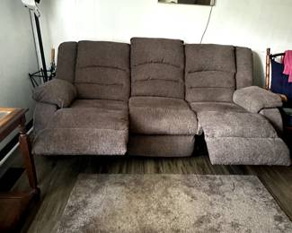 FURNITURE RECLINING SOFA