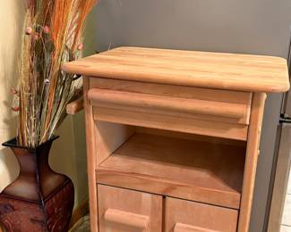 Rolling Kitchen Island 