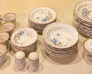 MIKASA Blue Daisies (EB 804) Vintage Stoneware Dinner Set • 45 Pieces 