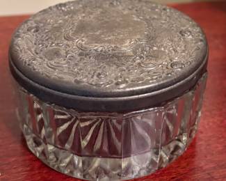 Victorian glass and silver dresser vanity powder jar (4 inch)