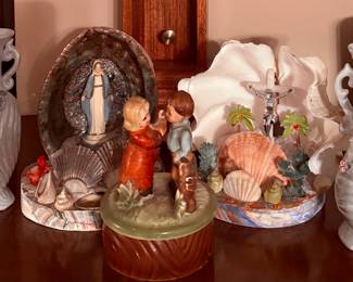 Vintage Anri hand carved w. Reuge Swiss musical movement ; Shell Art Shrines, Virgin Mary & Jesus, Lusterware Bud Vases 7”