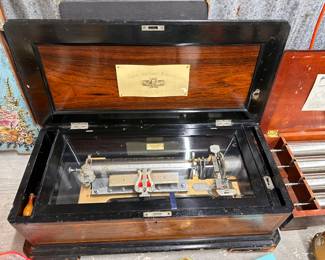 1 19th Century Mermod Freres Ideal Sublime Harmony Interchangeable Cylinder Music Box