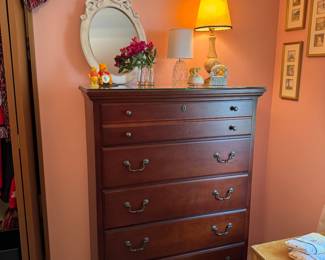 Bassett dresser