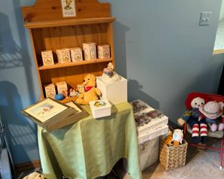 Winnie the Pooh collectibles, linens, snowglobes, plushies, books you name it. Ranges from 90s-Current, mostly current.
Many collectibles have original boxes
Nightlights
Lamps
Books
Beautiful bookends with boxes
Eye-catching collector's plates
Royal Doulton
AND MORE!!