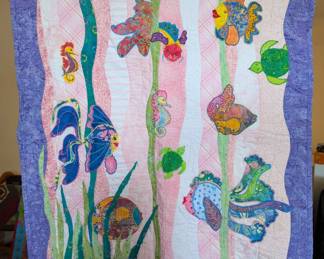 Fishes in the sea wall hanging Quilt