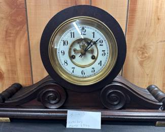 WATERBURY 8-Day Mantle Clock