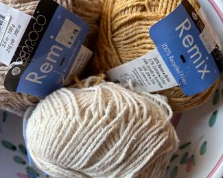 Beautiful knitting yarns, bargain prices!