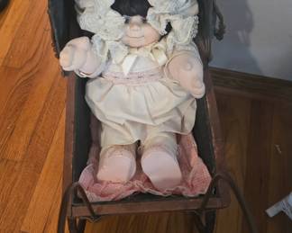 Collectible Dolls, Furniture & Accessories