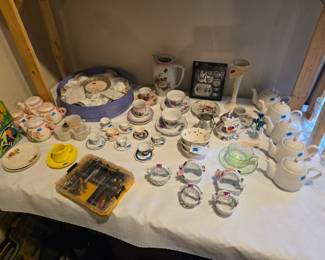 Mini Tea Cups & Saucers