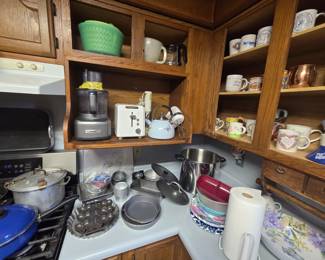 Kitchen Ware & Appliances