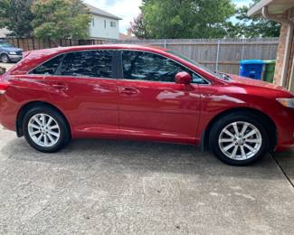 2009 Toyota Venza, passenger side