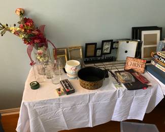 decorative items, picture frames